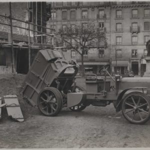 type 57 C tombereau basculé